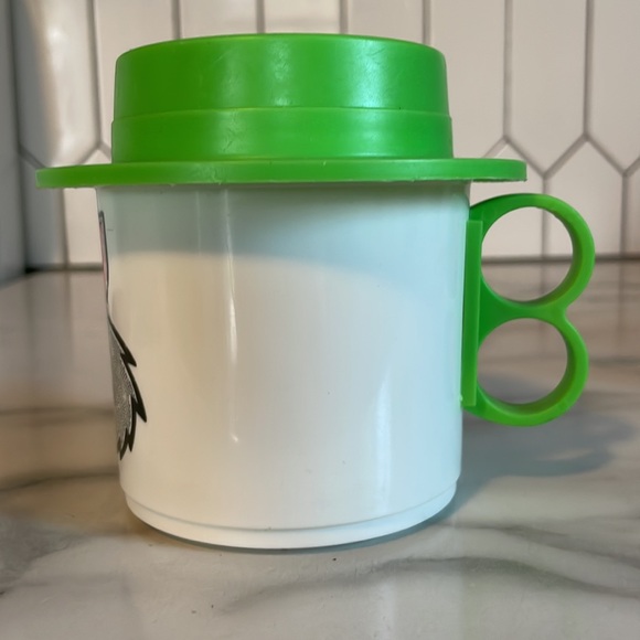 Vintage Hardee’s Cat Mug - Picture 4 of 7